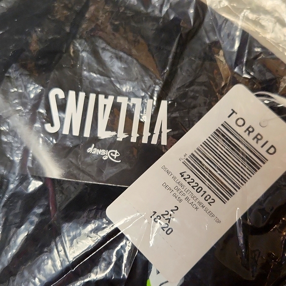 ❤️NWT VINTAGE TORRIID TEE DISNEY VILLAINS URSULA EVIL QUEEN MALEFICENT PLUS SIZE - Picture 11 of 11